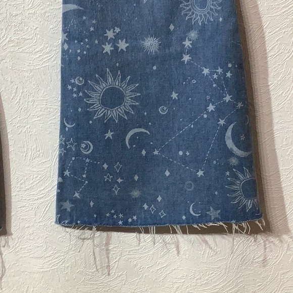 ROMWE - Sz L (see measurements) - 14” bell bottom sun moon stars Hi Rise Jeans - Picture 3 of 9